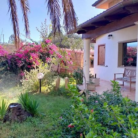 Casa Armas Pension Buggerru Buitenkant foto